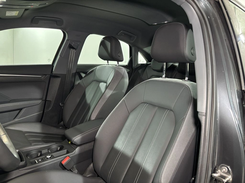 Audi A3 Sedan Pi 35 Tfsi año 2025