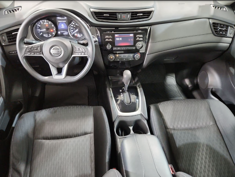 NISSAN X-TRAIL 2.5 Sense Cvt At año 2018