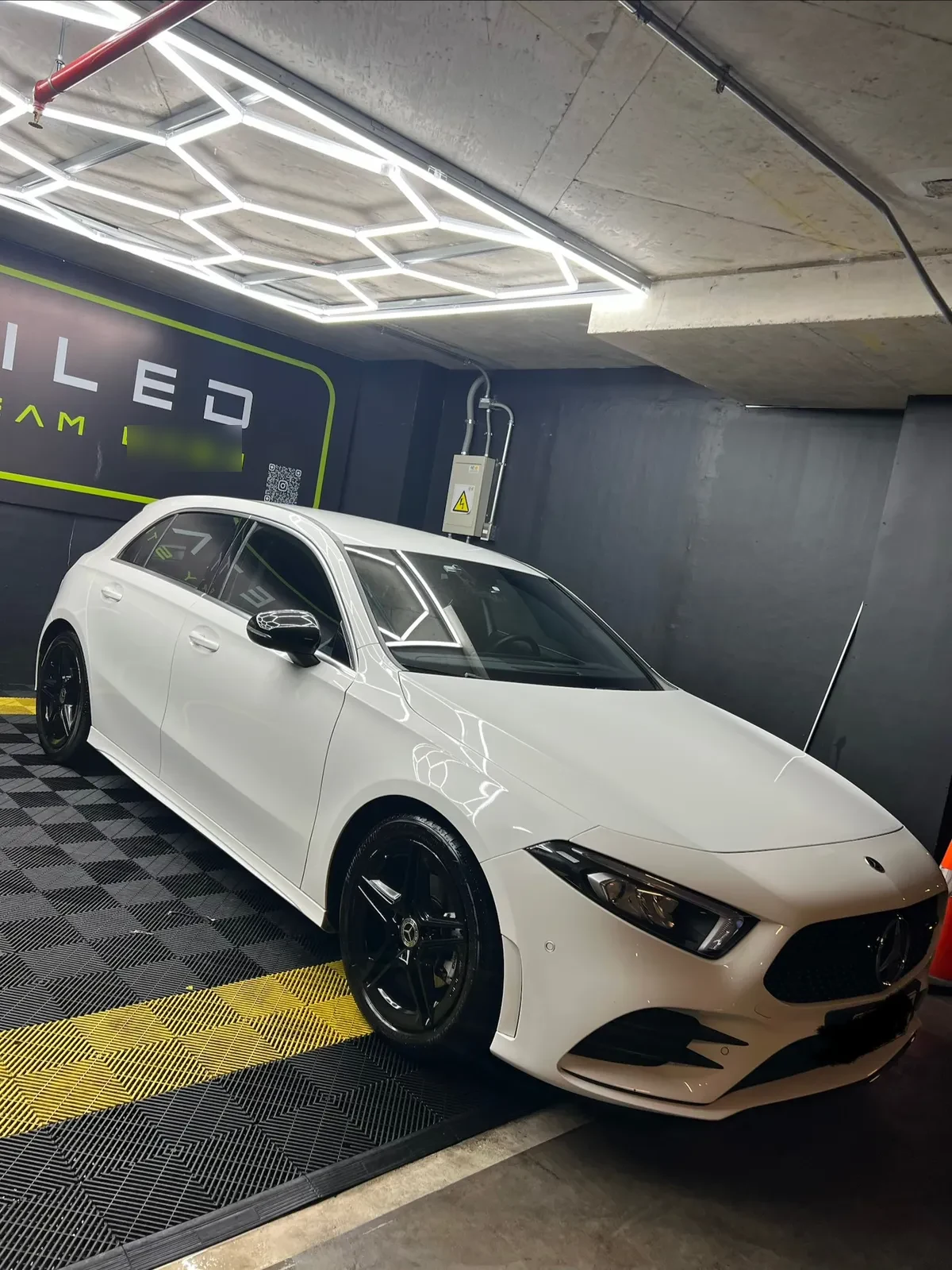 MERCEDES BENZ A200 2.0 D Amg At Diesel año 2021