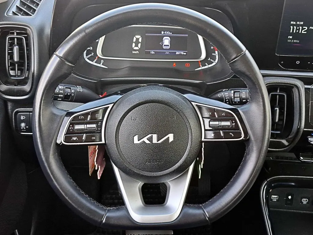 Kia Sonet Mt año 2025