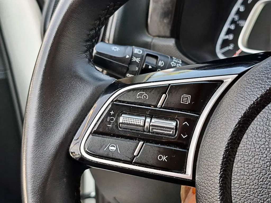Kia Sonet Mt año 2025