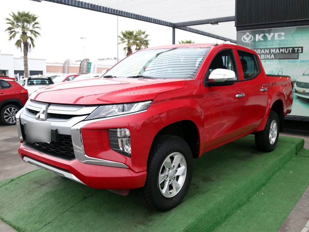 Mitsubishi L200 L200 Katana 4x2 Diesel año 2023