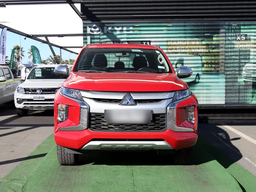 Mitsubishi L200 L200 Katana 4x4 Diesel año 2023