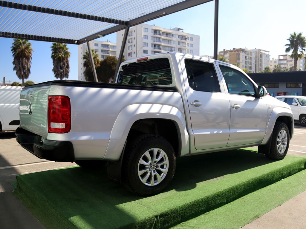 Volkswagen Amarok Comfortline At 2.0 4x4 año 2021