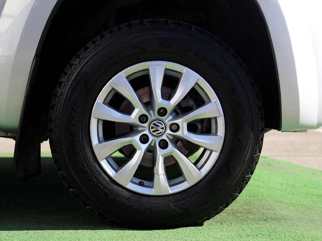 Volkswagen Amarok Comfortline At 2.0 4x4 año 2021