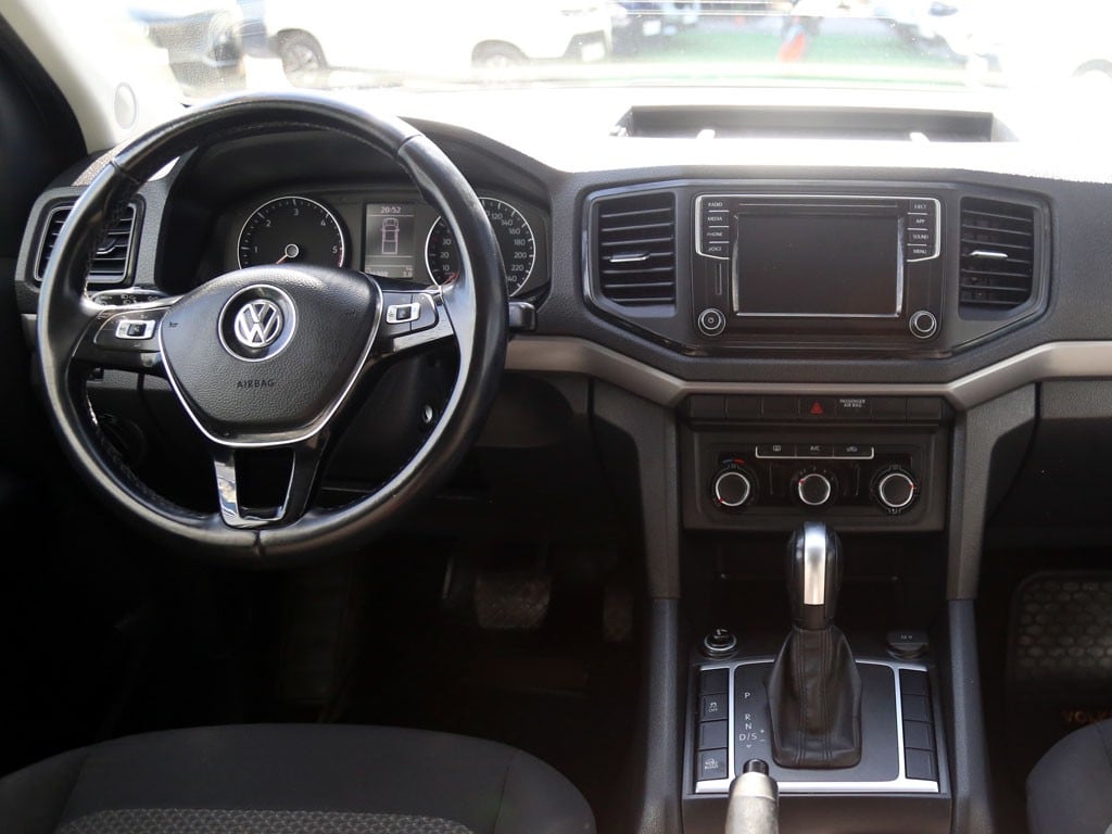 Volkswagen Amarok Comfortline At 2.0 4x4 año 2021