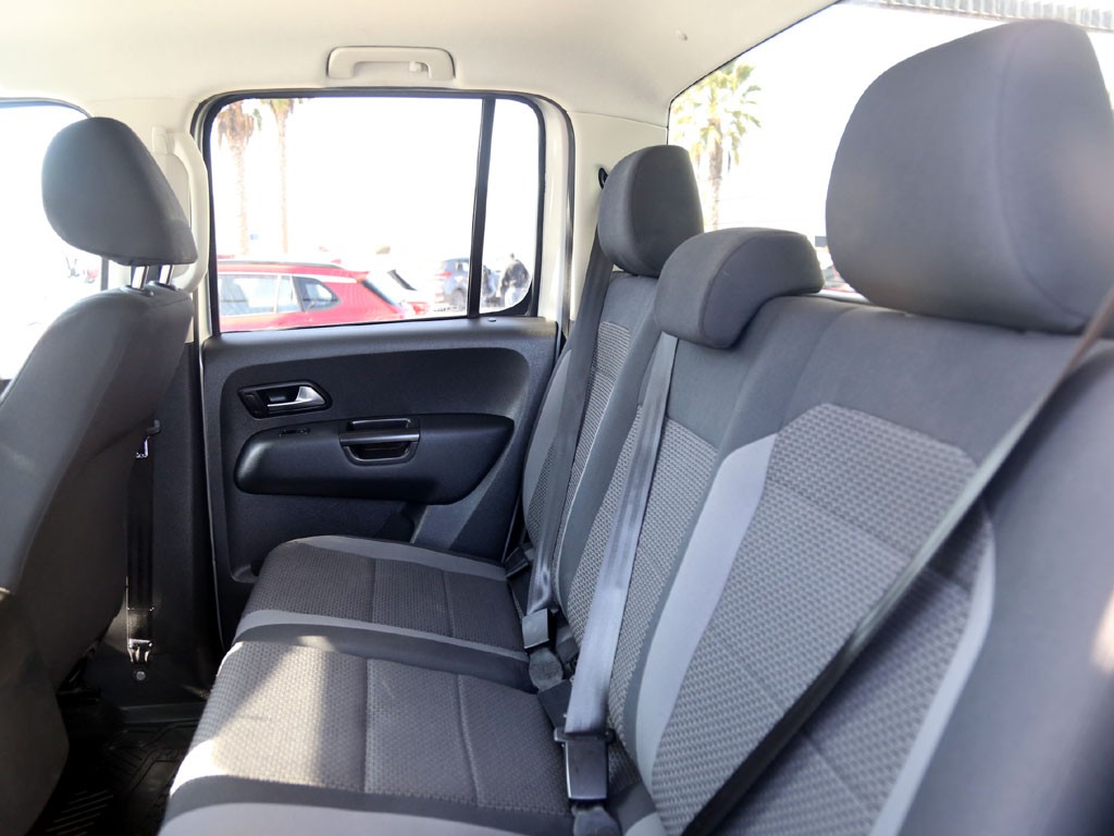 Volkswagen Amarok Comfortline At 2.0 4x4 año 2021