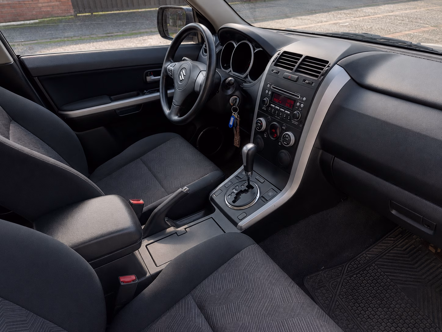 Suzuki Grand Nomade Glx Sport año 2018