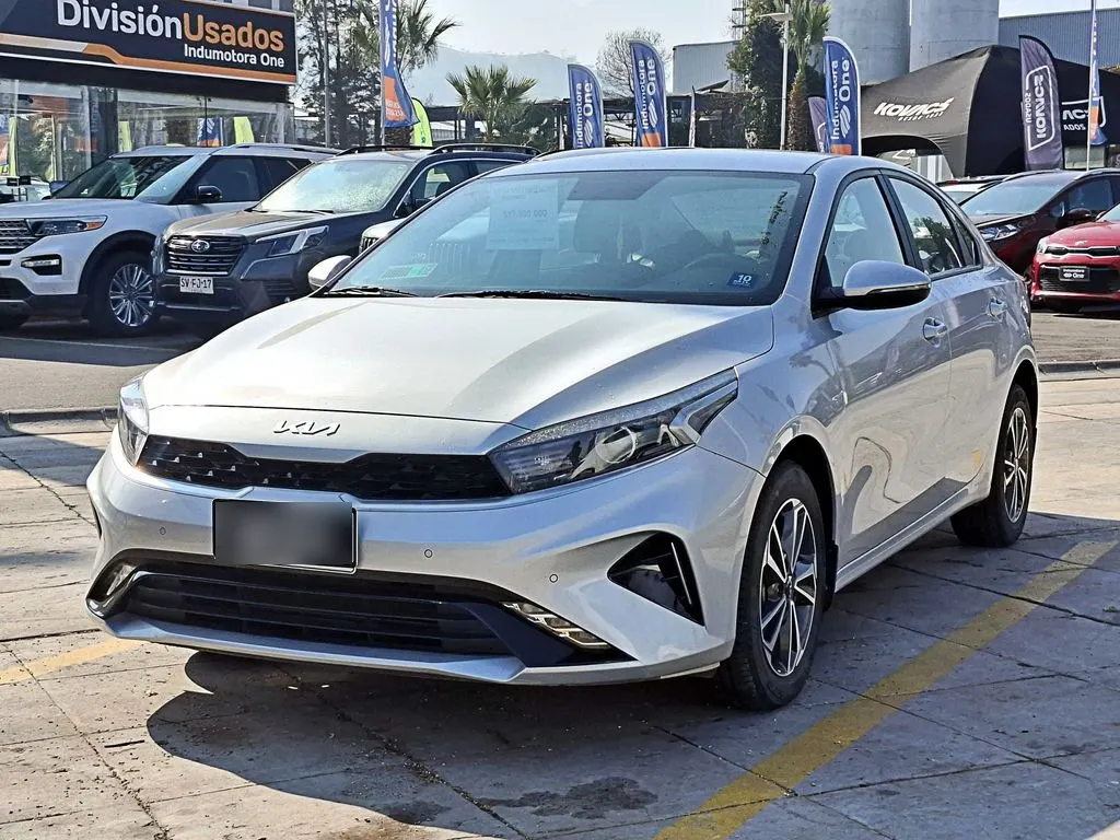 Kia Cerato Ex 4x2 1.6 año 2024