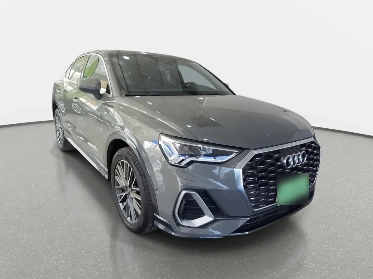 Audi Q3 1.4 35 Tfsi Sportback Sport 4x2 S-Tronic At 5p año 2025