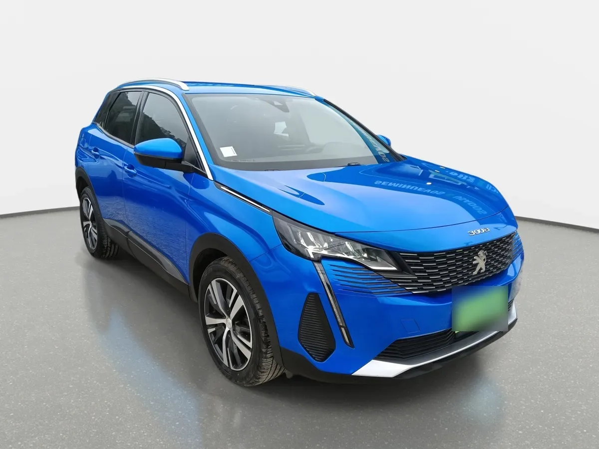 Peugeot 3008 1.2 Active Puretech 4x2 130 Mt6 5p año 2021