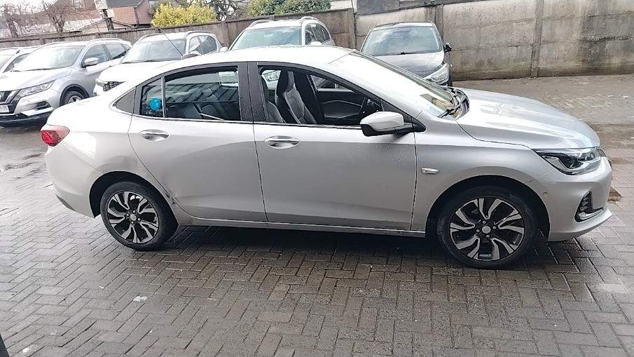 Chevrolet Onix 1.0t Premier 4x2 Sdn At 4p año 2023