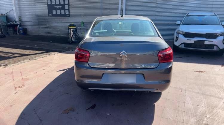 Citroen C-Elysee 1.2 Feel Puretech 4x2 82 Bvm Mt 4p año 2022