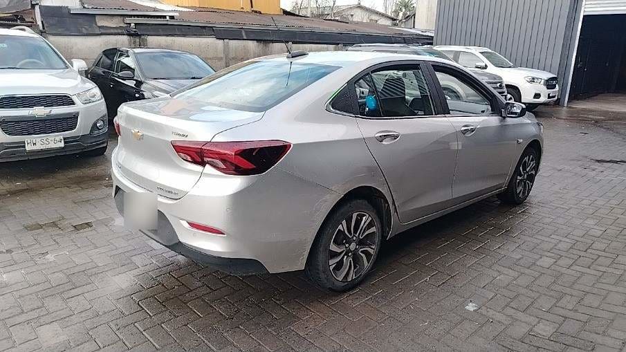 Chevrolet Onix 1.0t Premier 4x2 Sdn At 4p año 2023