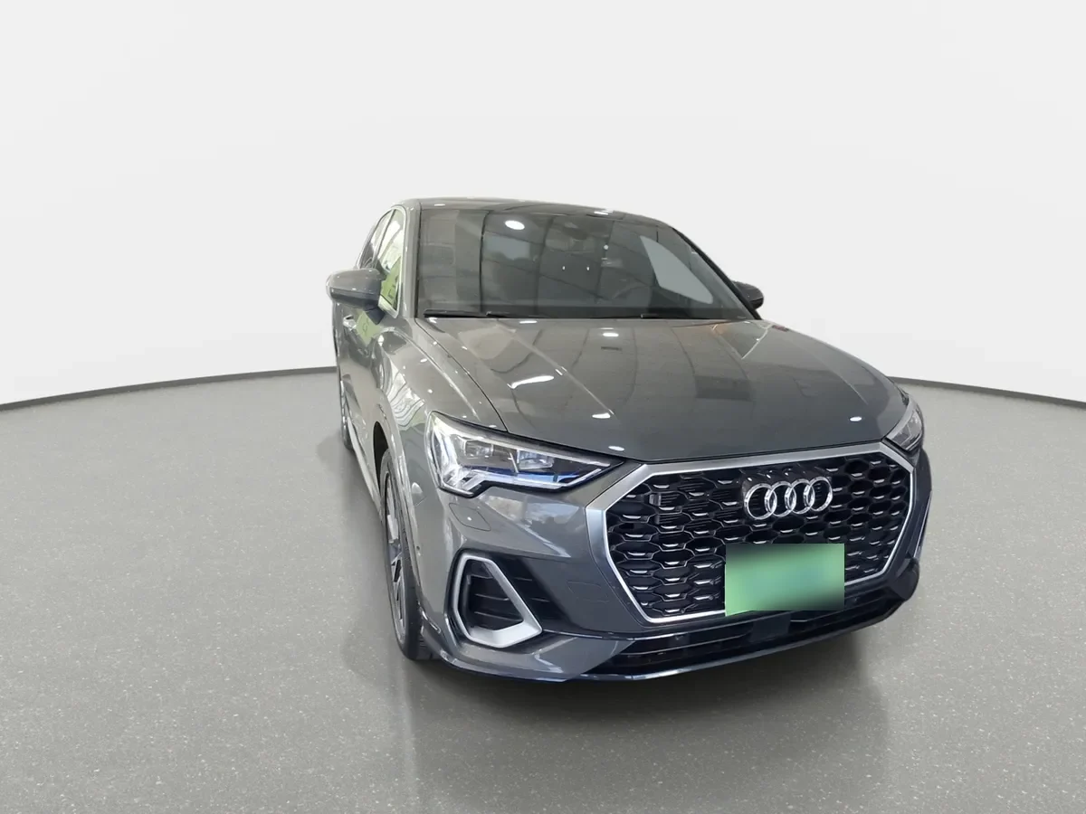 Audi Q3 1.4 35 Tfsi Sportback Sport 4x2 S-Tronic At 5p año 2025