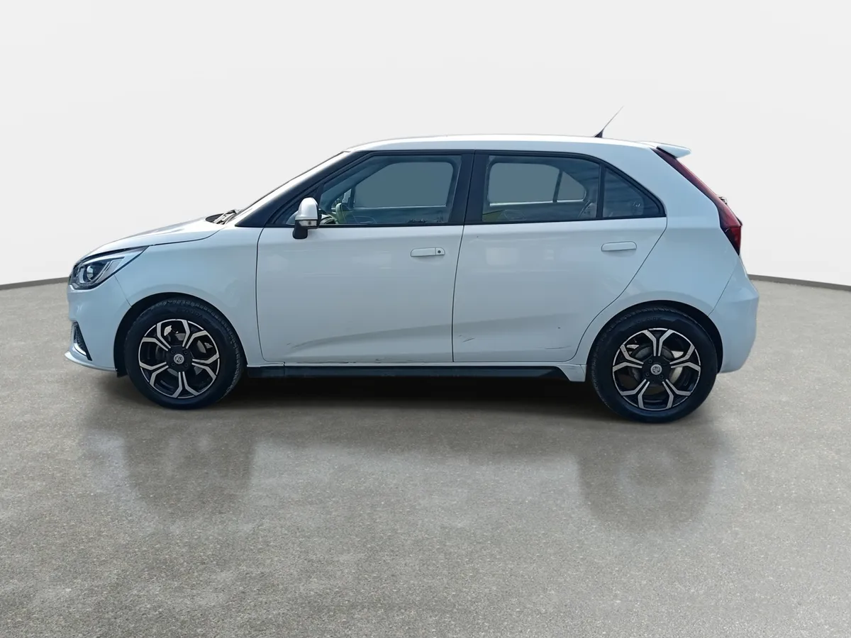 MG Mg 3 1.5 Comfort 4x2 Hb Mt 5p año 2022