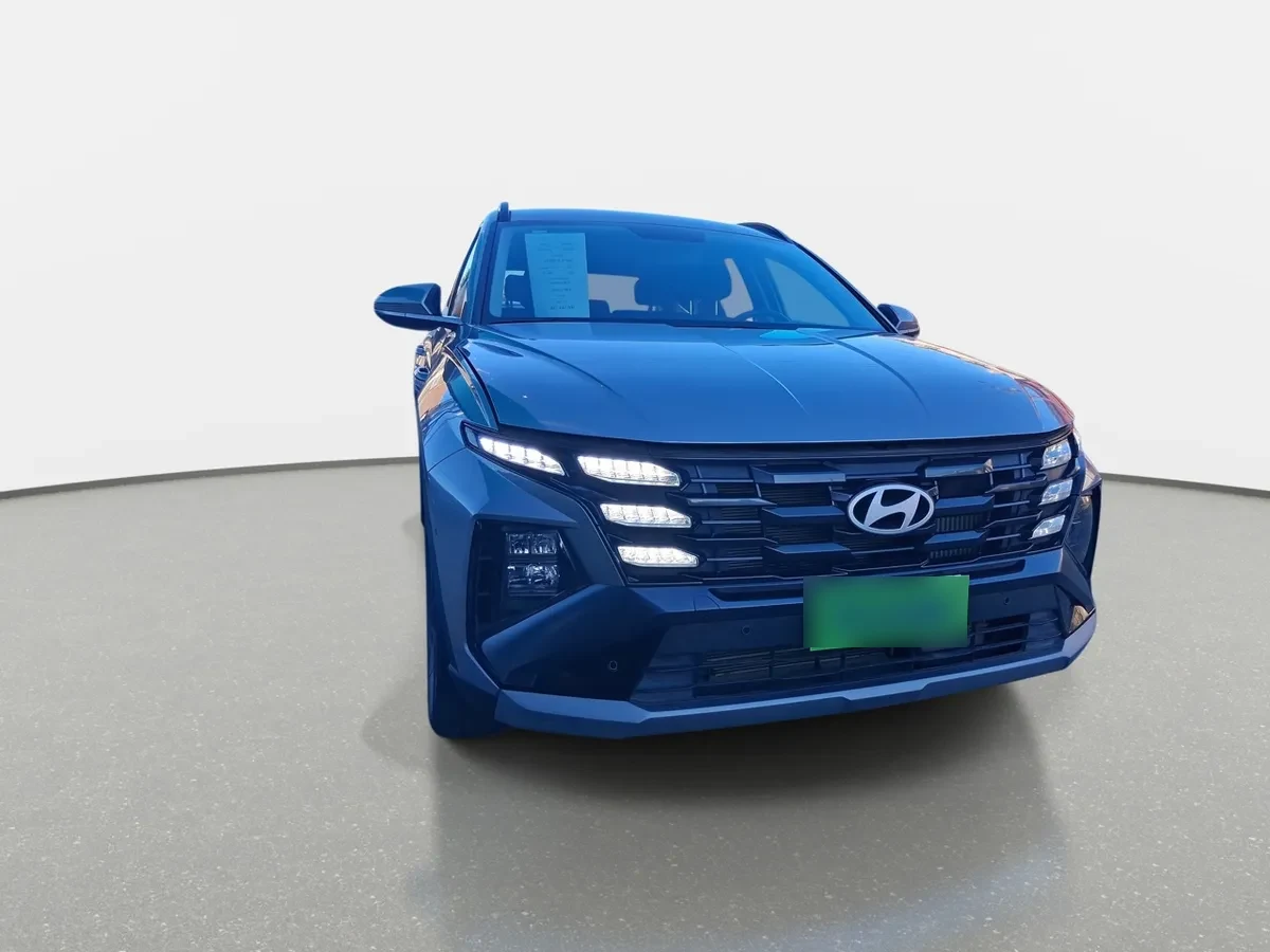 Hyundai Tucson 2.0 Nx4 Plus Fl Diesel 4wd At 5p año 2025