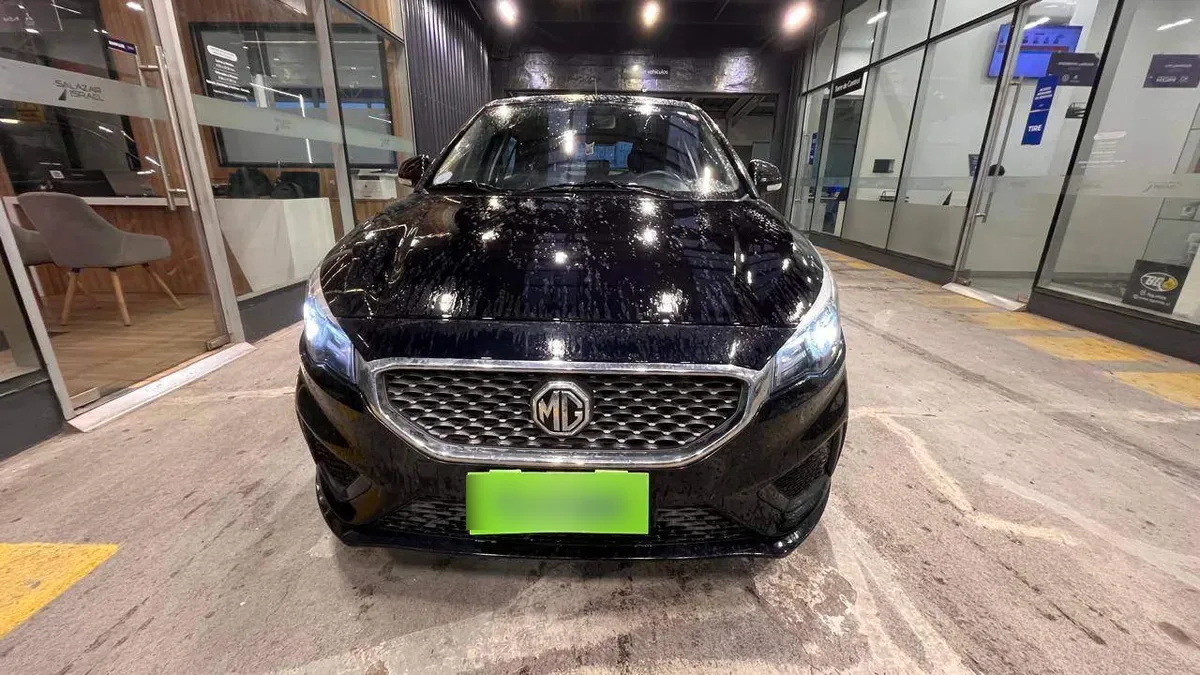 MG Mg 3 1.5 Std Plus 2wd Hb Mt 5p año 2025
