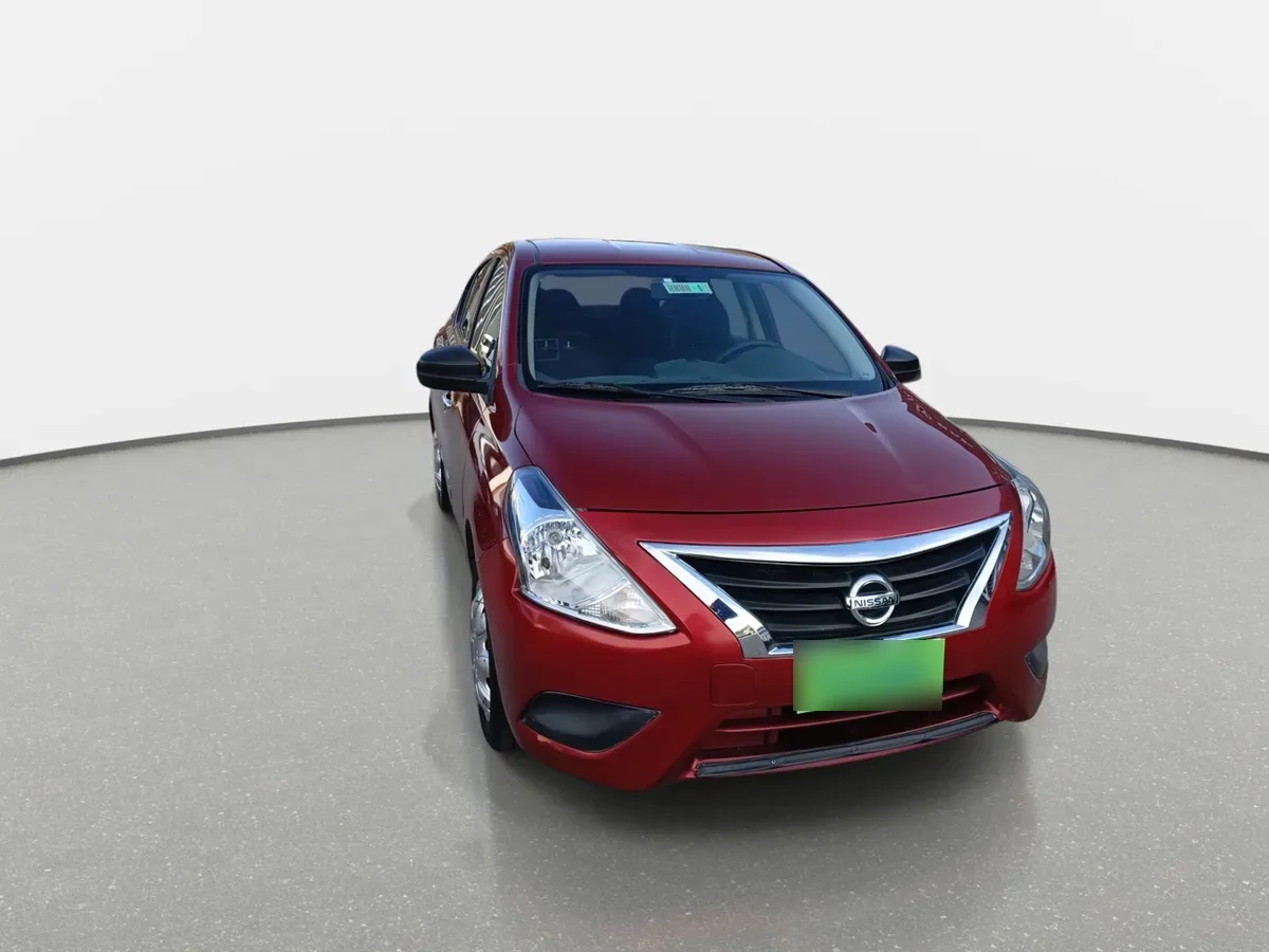 Nissan Versa 1.6 Sense 4x2 Mt 4p año 2021