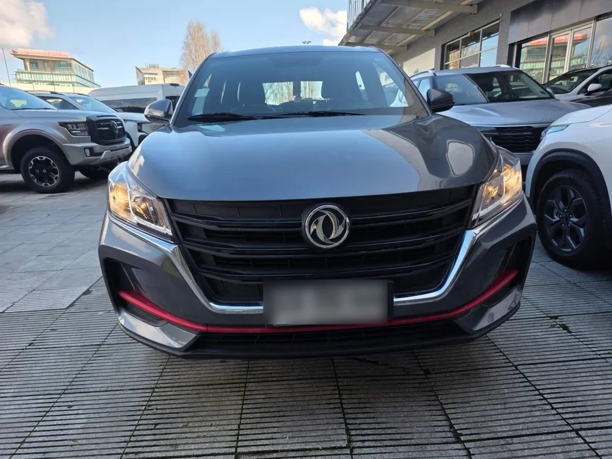 DFSK 500 1.5 Luxury 4x2 Mt 5p año 2023