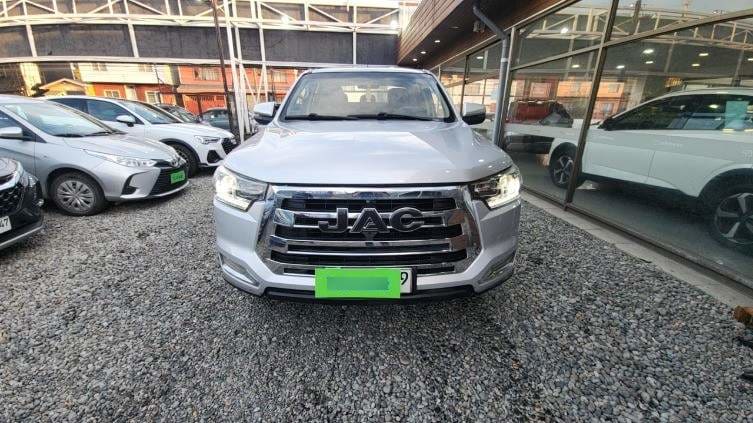 JAC T8 2.0 Comfort 4x4 Diesel Mt 4p año 2023