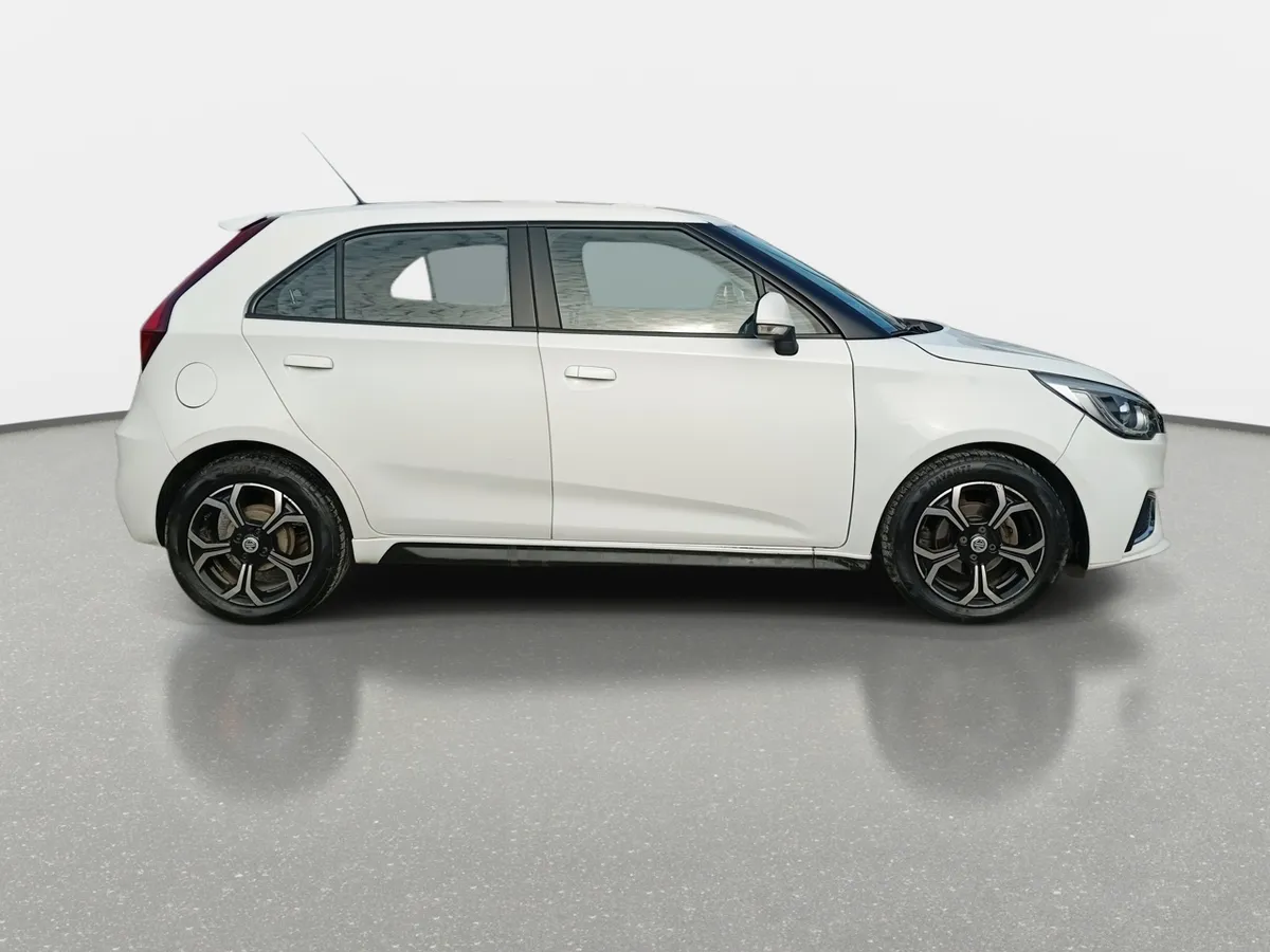MG Mg 3 1.5 Comfort 4x2 Hb Mt 5p año 2022