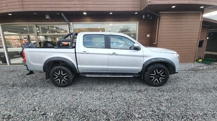 JAC T8 2.0 Comfort 4x4 Diesel Mt 4p año 2023