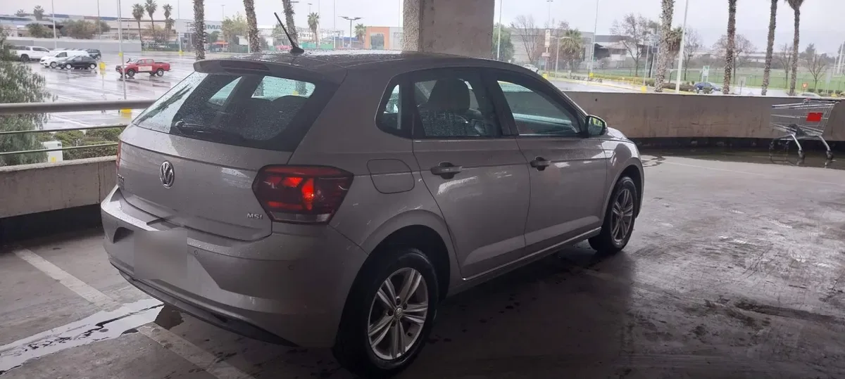 Volkswagen Polo 1.6 Comfortline 4x2 Mt5 5p año 2019