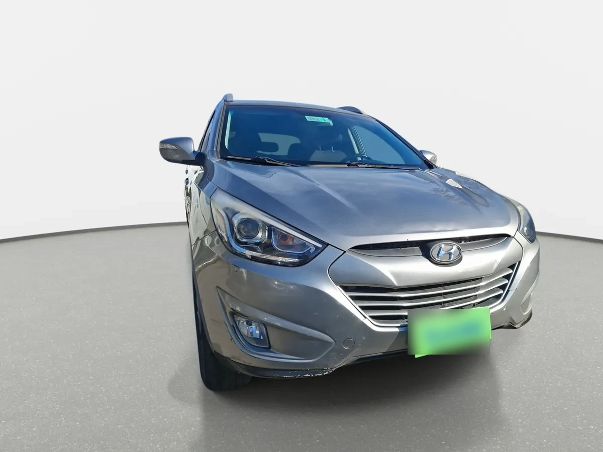 Hyundai Tucson 2.0 Gl Crdi Diesel 4wd Lm Pe At 5p año 2016