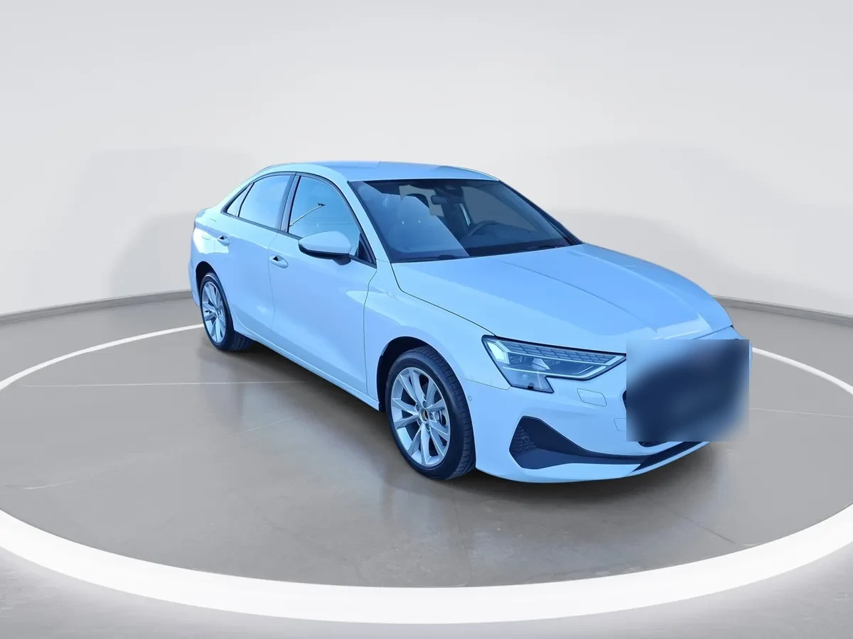 Audi A3 1.4 Tfsi Fl 35 Pi 4x2 Sdn At 4p año 2026