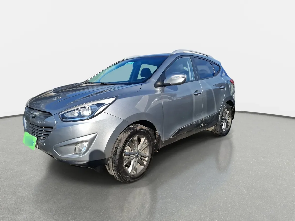 Hyundai Tucson 2.0 Gl Crdi Diesel 4wd Lm Pe At 5p año 2016