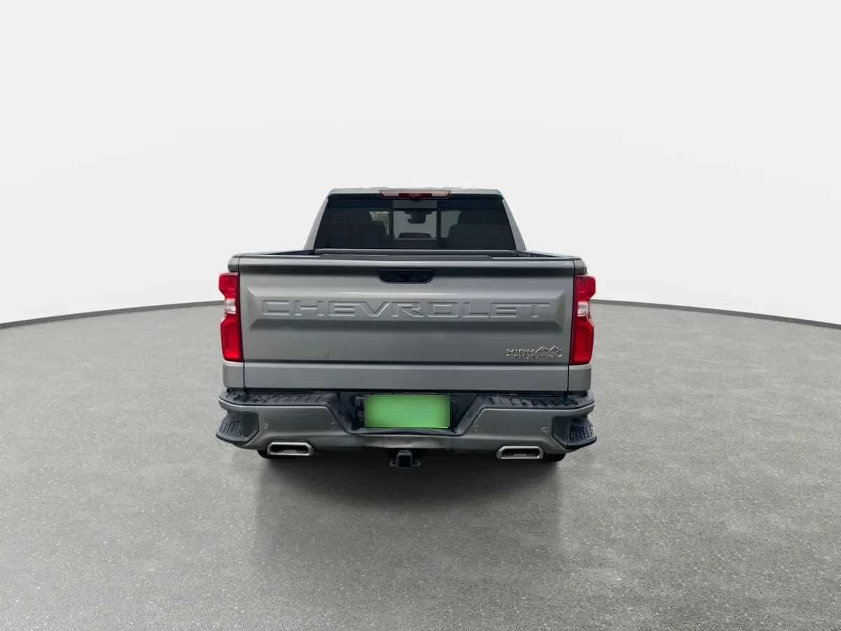 Chevrolet Silverado 3.0 High Country 4x4 At 4p año 2025