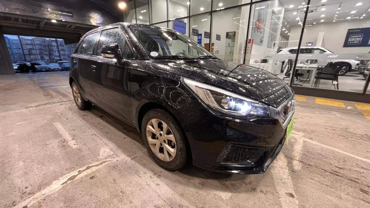MG Mg 3 1.5 Std Plus 2wd Hb Mt 5p año 2025
