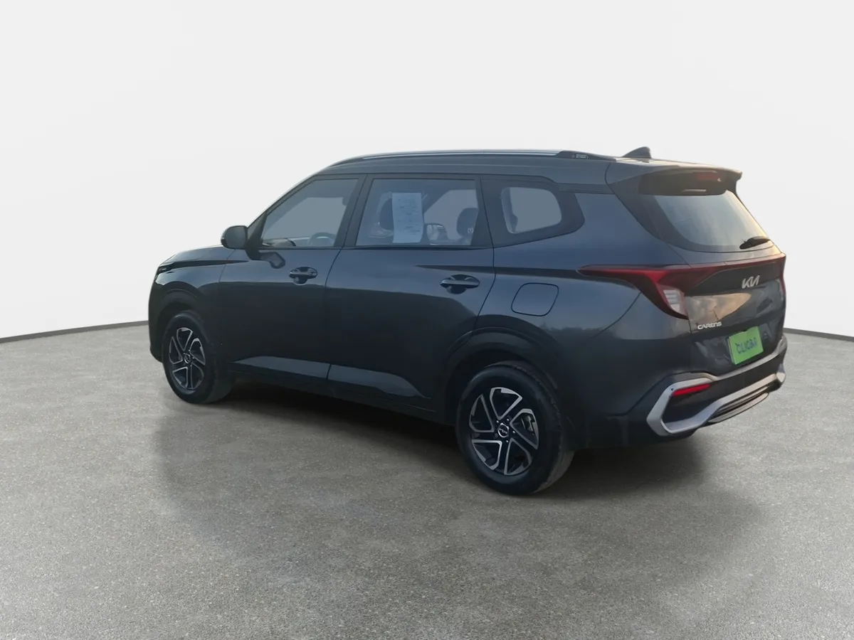Kia Carens 1.4l Ex Turbo-Gdi Full 4x2 7dct At 5p año 2022