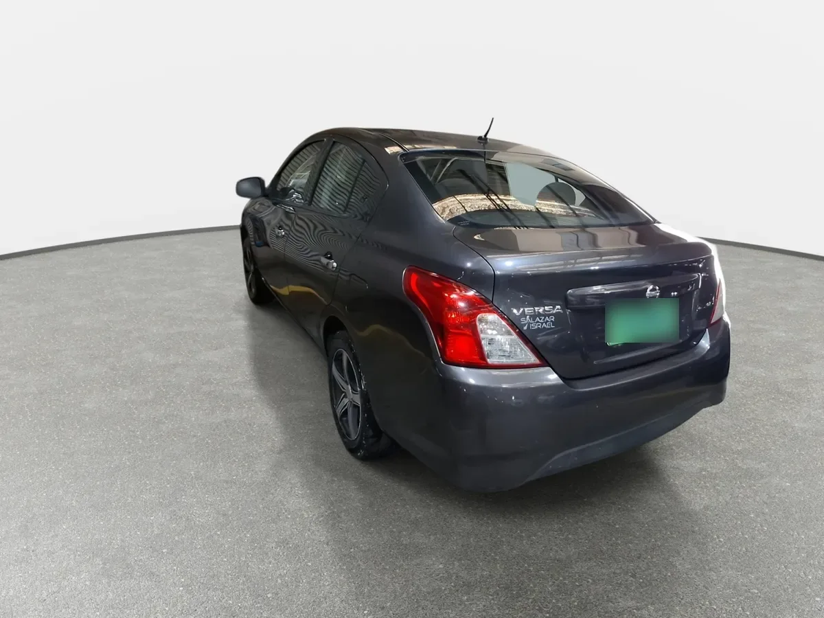 Nissan Versa 1.6 Sense Mt 4p año 2017