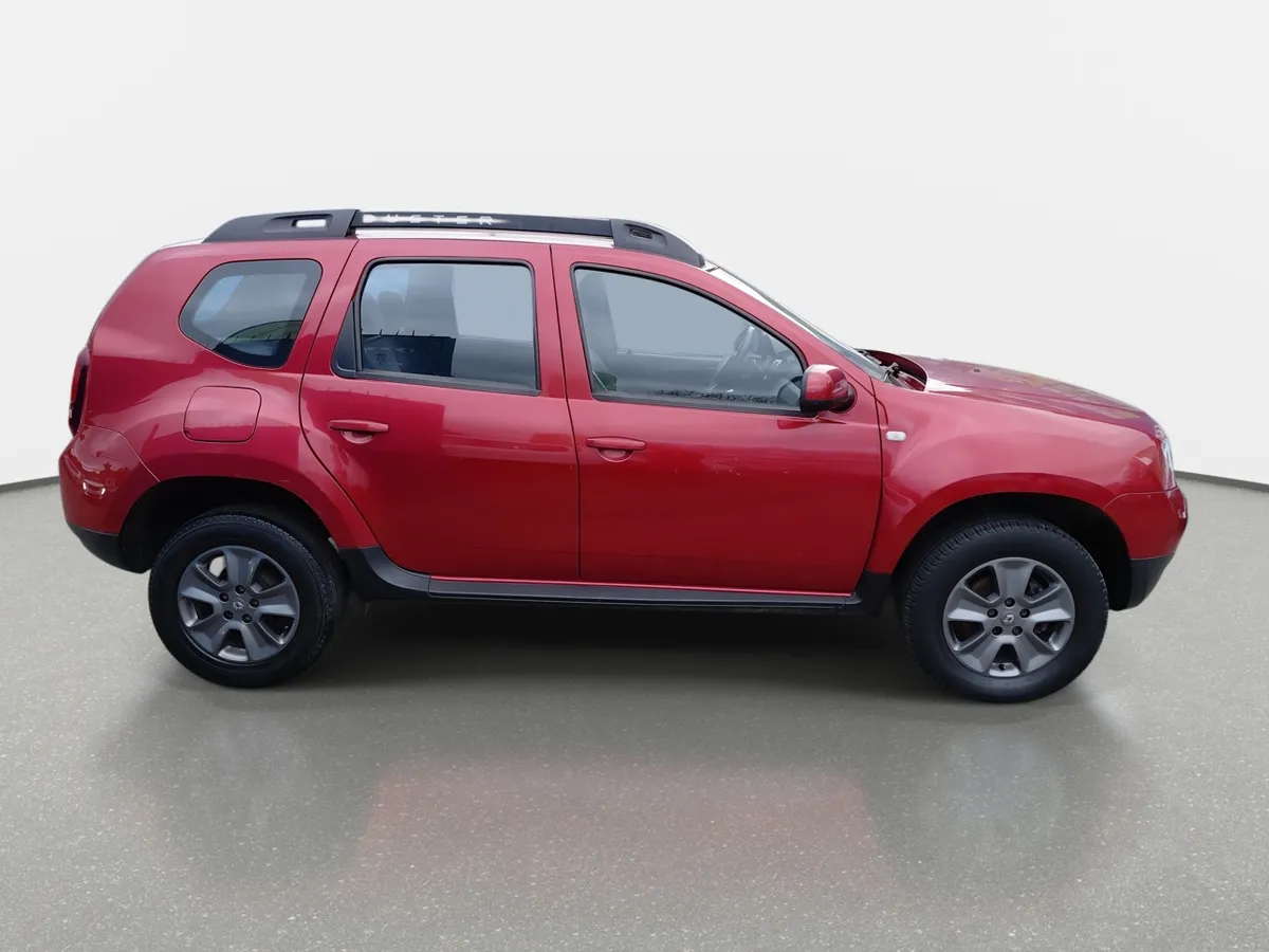 Renault Duster 2.0 Zen 4x2 Tech 6mt 5p año 2019