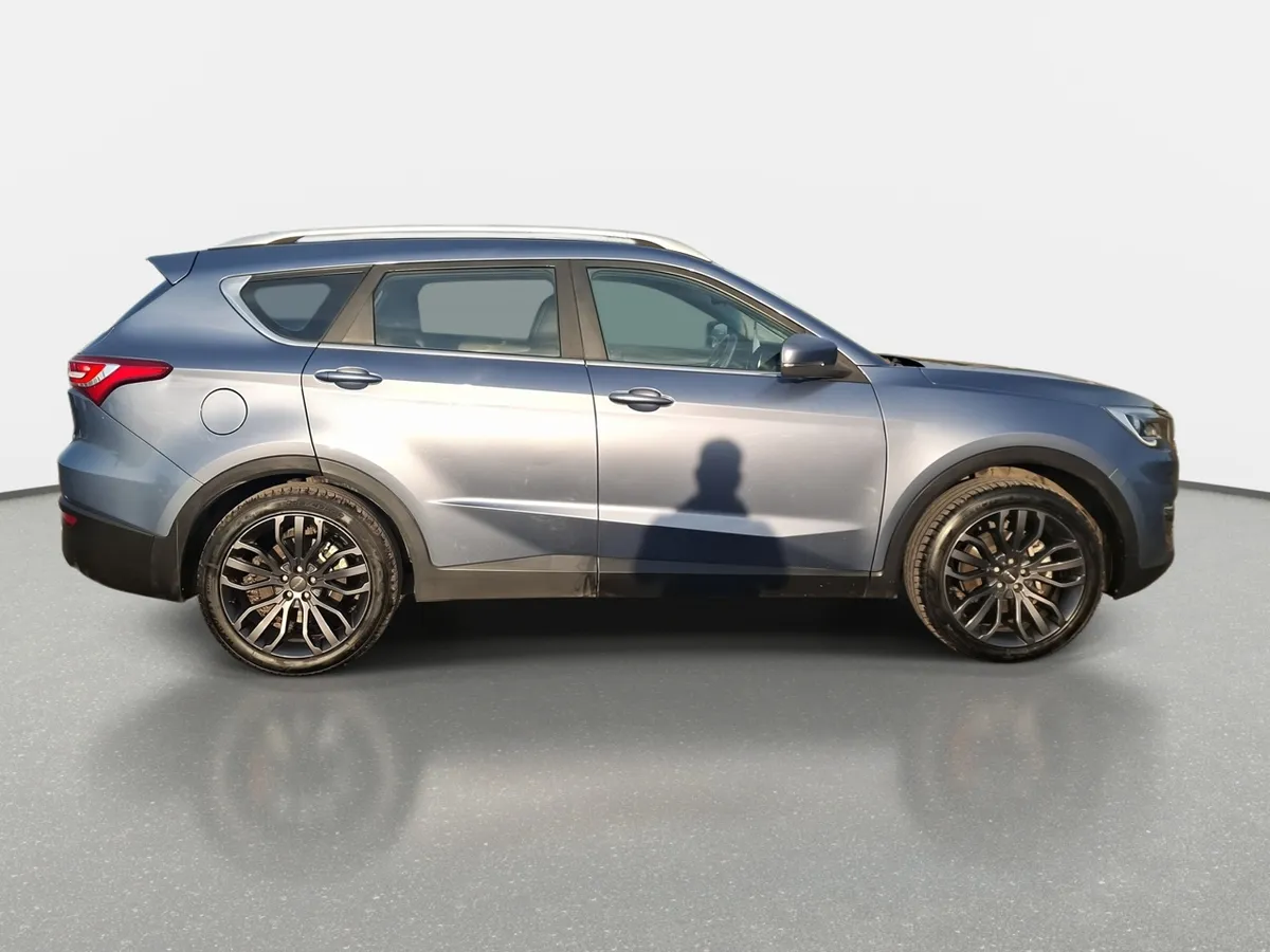 Jetour X70 1.5t Gls 4x2 Mt 5p año 2022