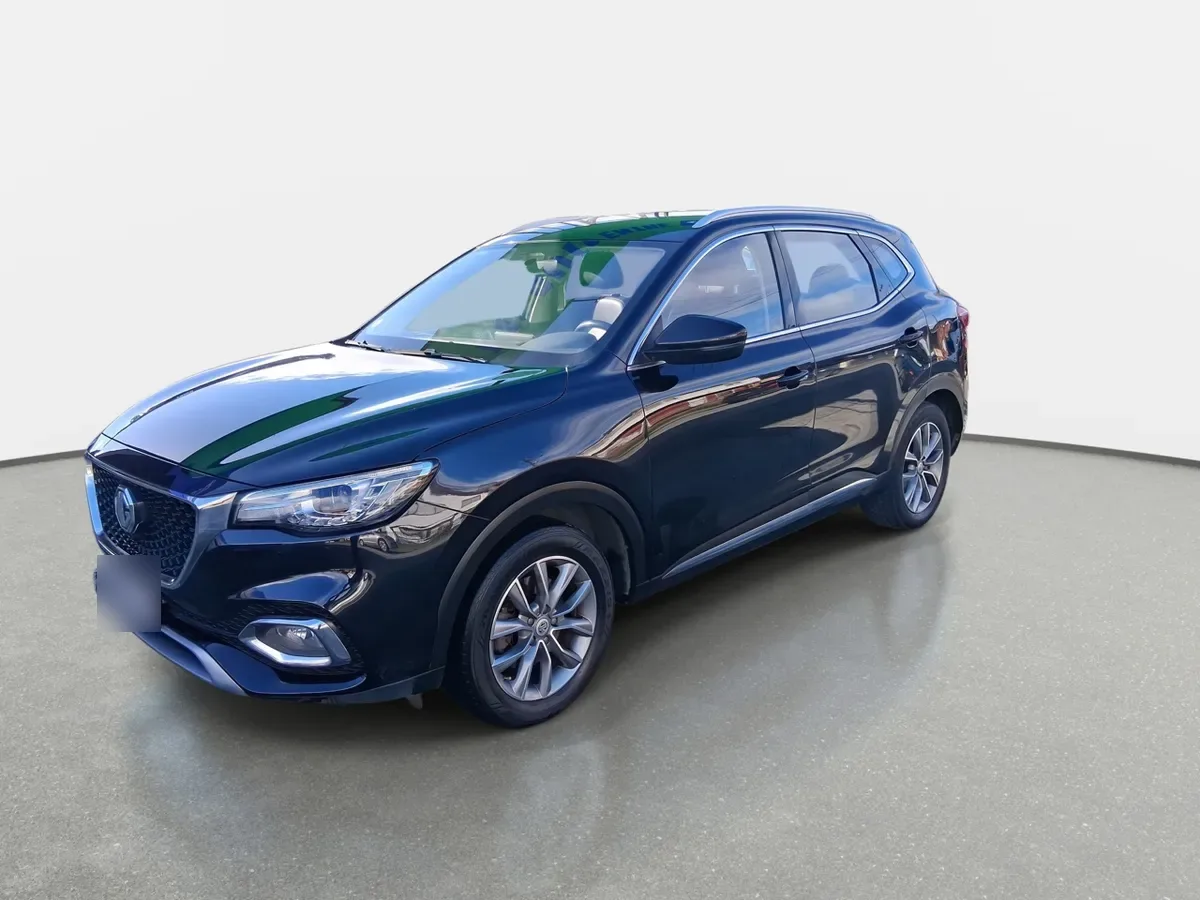 MG Hs 1.5t Comfort 2wd Mt 5p año 2023