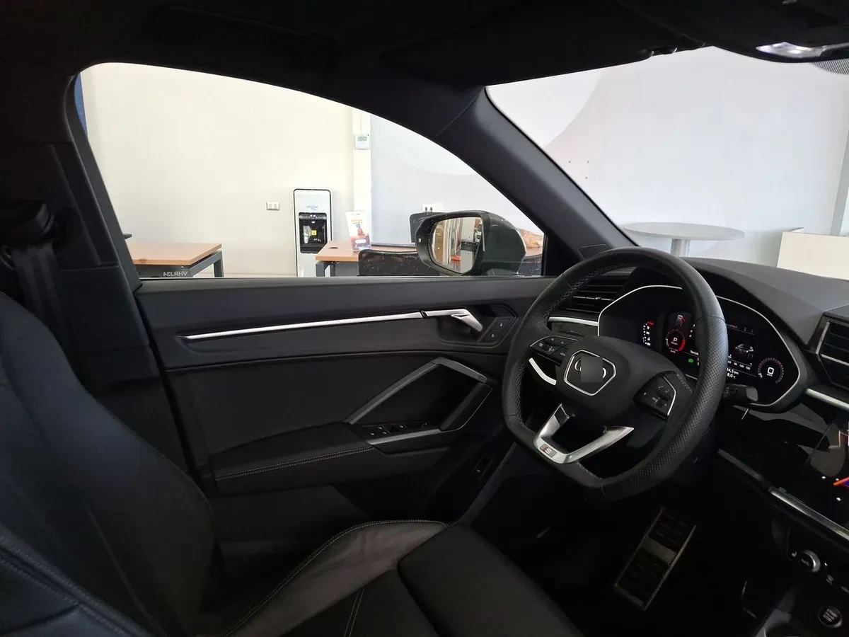 Audi Q3 1.4 35 Tfsi Sportback Sport 4x2 S-Tronic At 5p año 2025