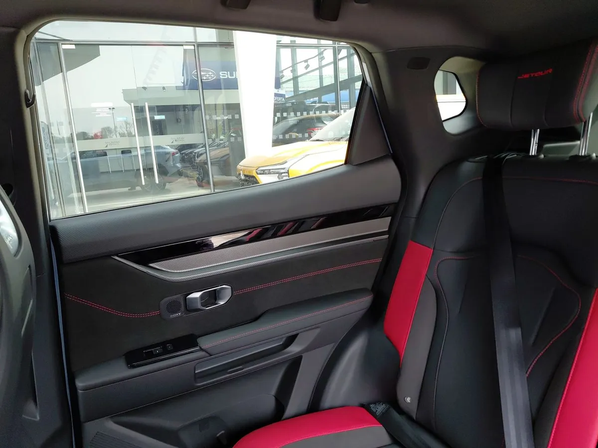 Jetour Dashing 1.6t Gdi Limited 4x2 Dct At 5p año 2026
