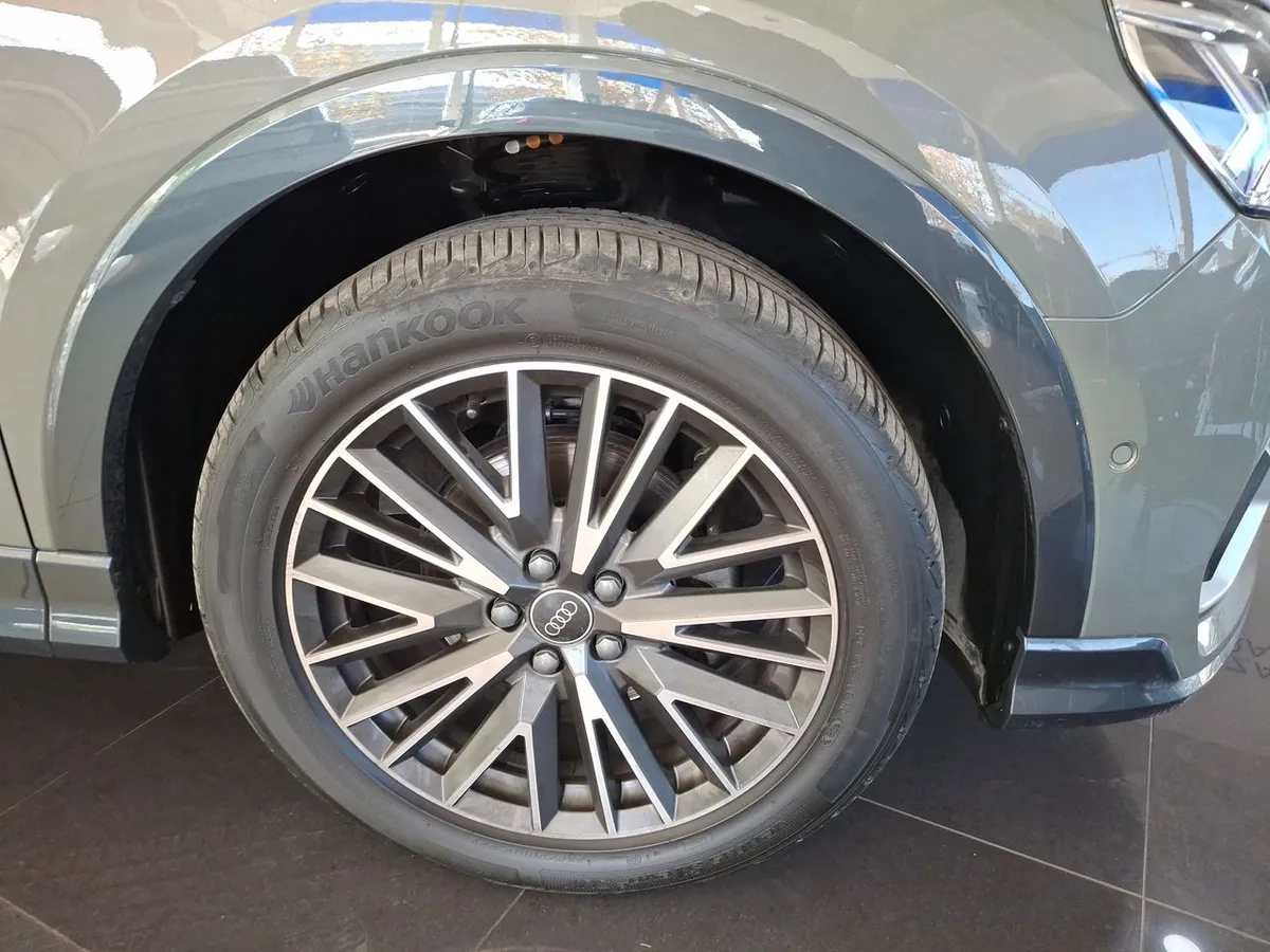 Audi Q3 1.4 35 Tfsi Sportback Sport 4x2 S-Tronic At 5p año 2025