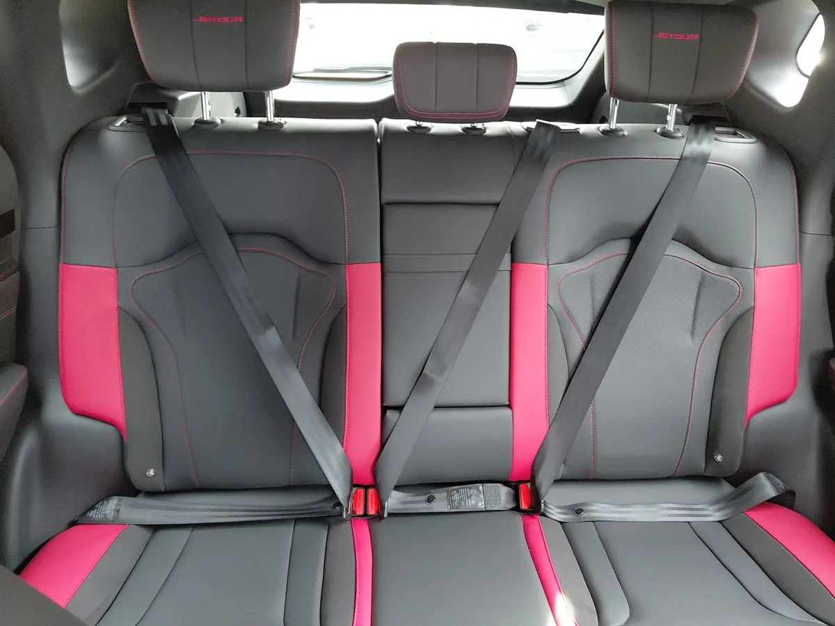 Jetour Dashing 1.6t Gdi Limited 4x2 Dct At 5p año 2026