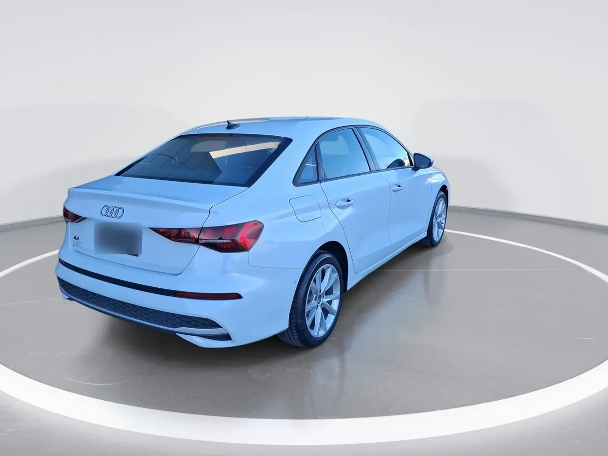 Audi A3 1.4 Tfsi Fl 35 Pi 4x2 Sdn At 4p año 2026