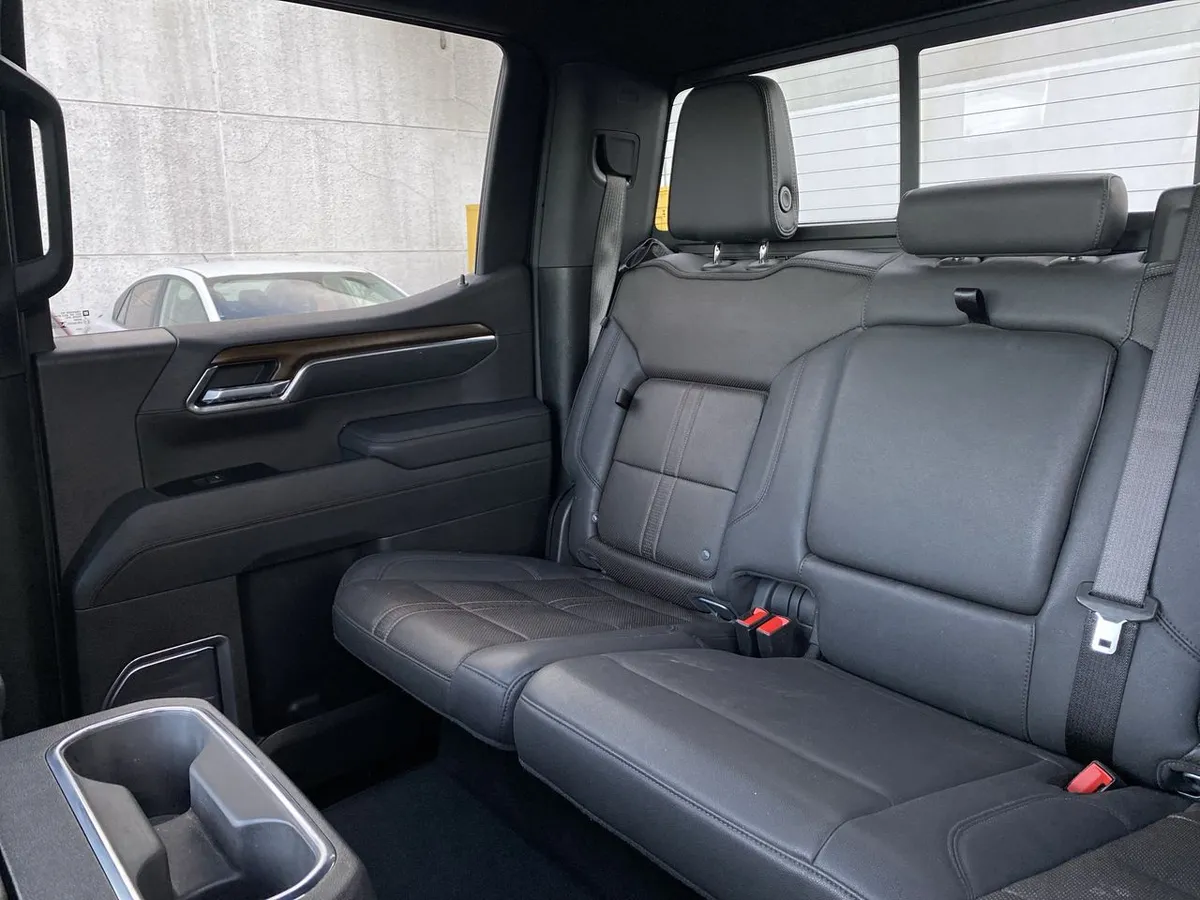 Chevrolet Silverado 3.0 High Country 4x4 At 4p año 2025