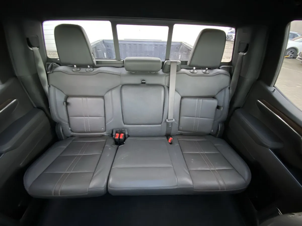 Chevrolet Silverado 3.0 High Country 4x4 At 4p año 2025