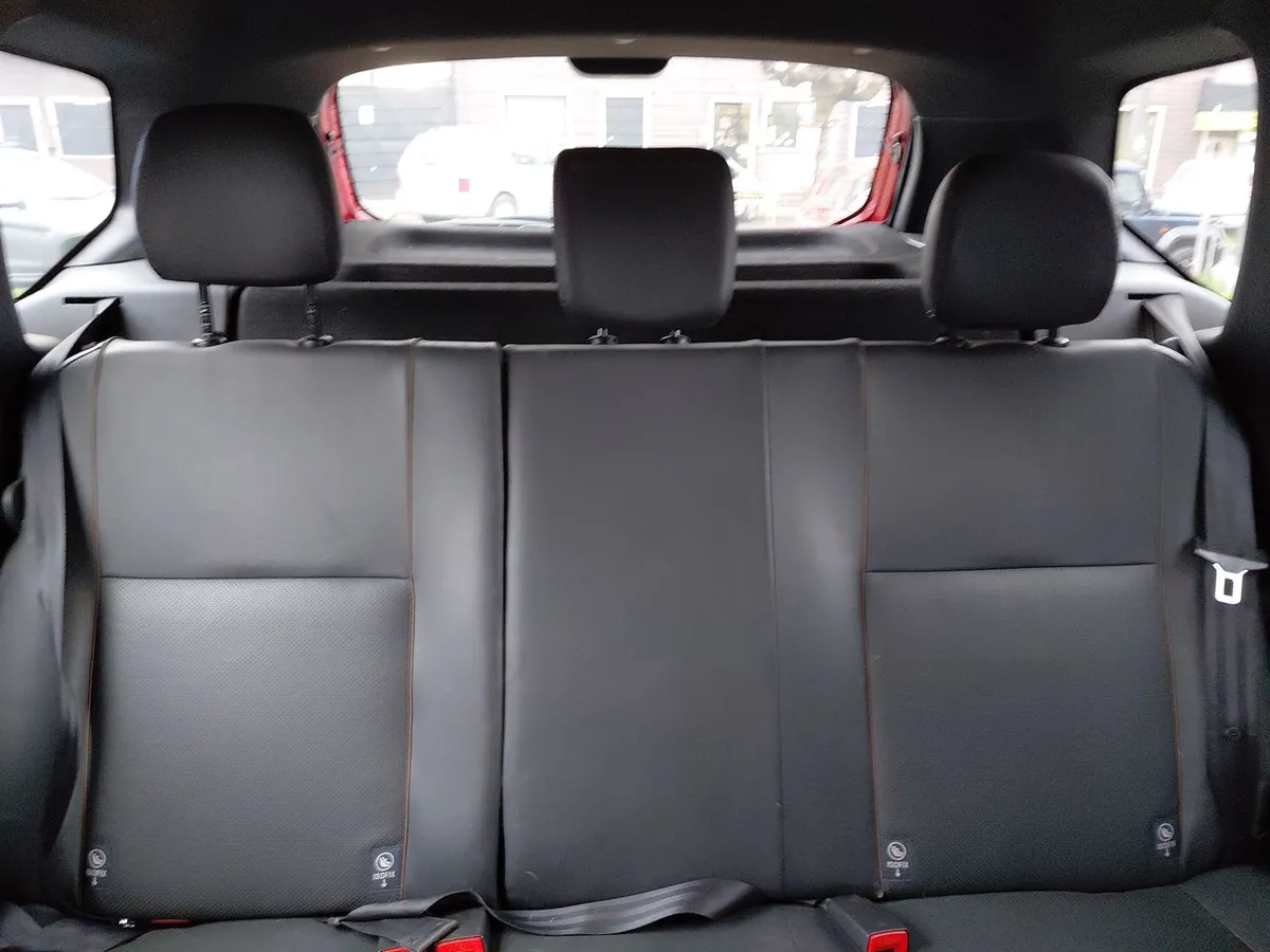 Renault Duster 2.0 Zen 4x2 Tech 6mt 5p año 2019