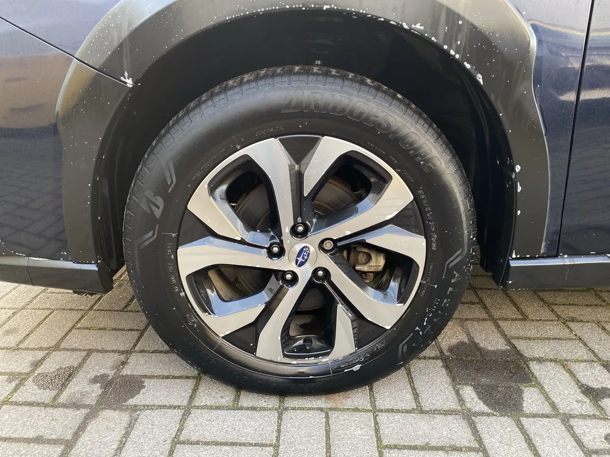 Subaru Outback 2.5i Touring Awd Cvt At 5p año 2022