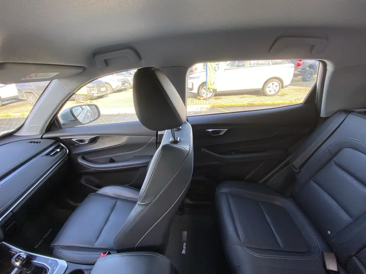 Chery Tiggo 3 Pro 1.5t Glx 4x2 Mt 5p año 2025