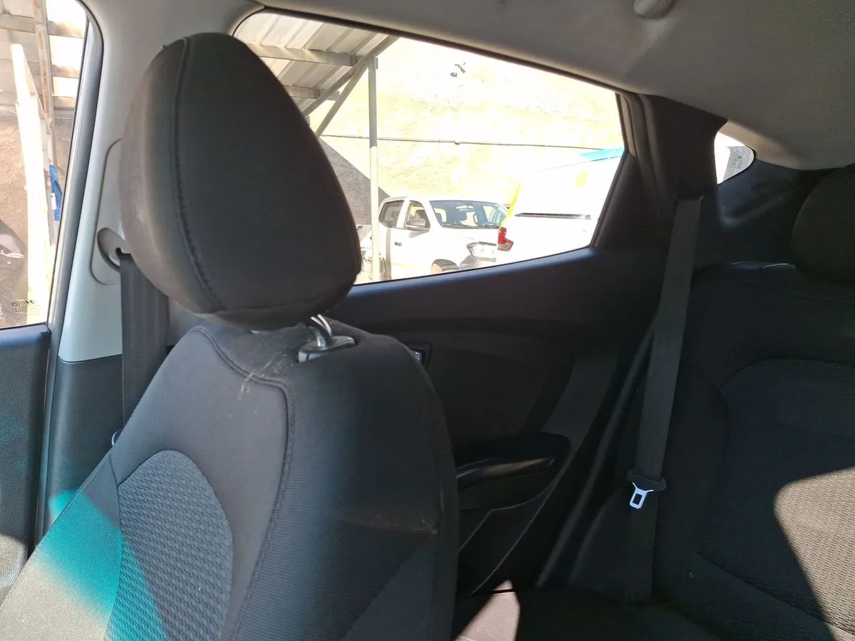 Hyundai Tucson 2.0 Gl Crdi Diesel 4wd Lm Pe At 5p año 2016