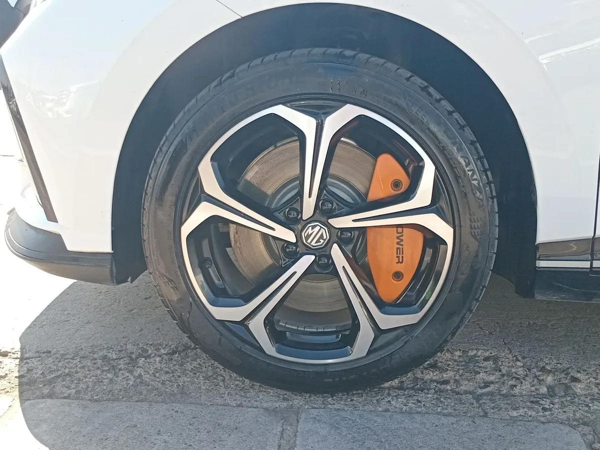 MG 4 Electrico Xpower 4x4 At 5p año 2026